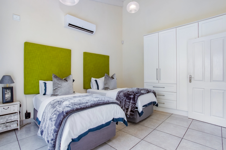 2 Bedroom Property for Sale in Franschhoek Western Cape